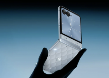 Motorola Razr 70 Swarovski Edition arriva a IFA