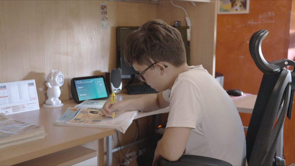 Tutor FIVE con Alexa: un nuovo supporto per studenti e famiglie