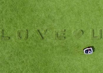 Aggiornamento software V3.0 per i robot tosaerba Segway Navimow