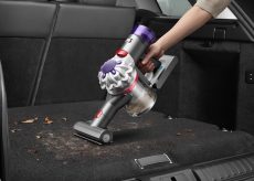 Dyson Car+Boat è l’alleato perfetto per pulire auto e camper in estate