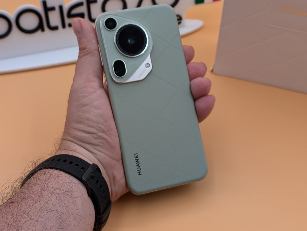 Huawei Pura 80 Ultra: specifiche della fotocamera rivelate