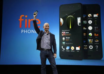 Amazon Alexa Phone: Fire Phone torna dopo 12 anni?