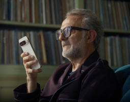 Massimo Bottura celebra i 30 anni di Osteria Francescana con Google Pixel e nuove divise