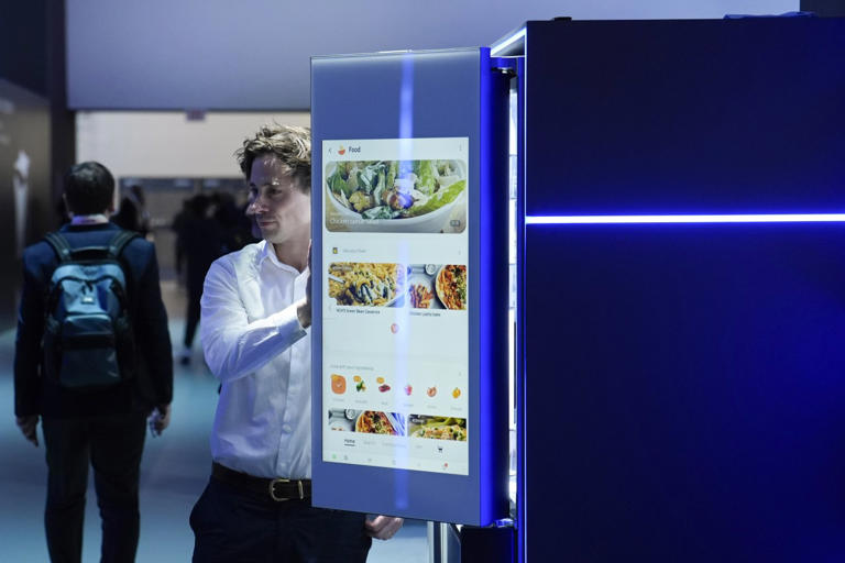 Pubblicità sui frigoriferi: il caso Samsung fa discutere