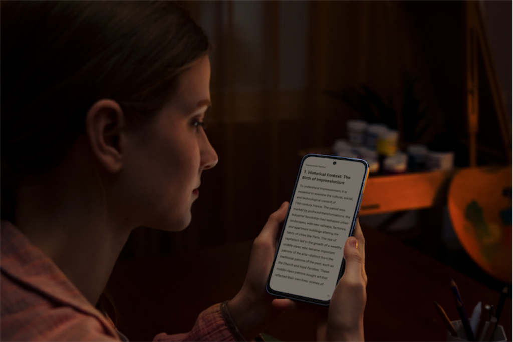 TCL NXTPAPER 70 Pro debutta al MWC 2026 con NXTPAPER 4.0