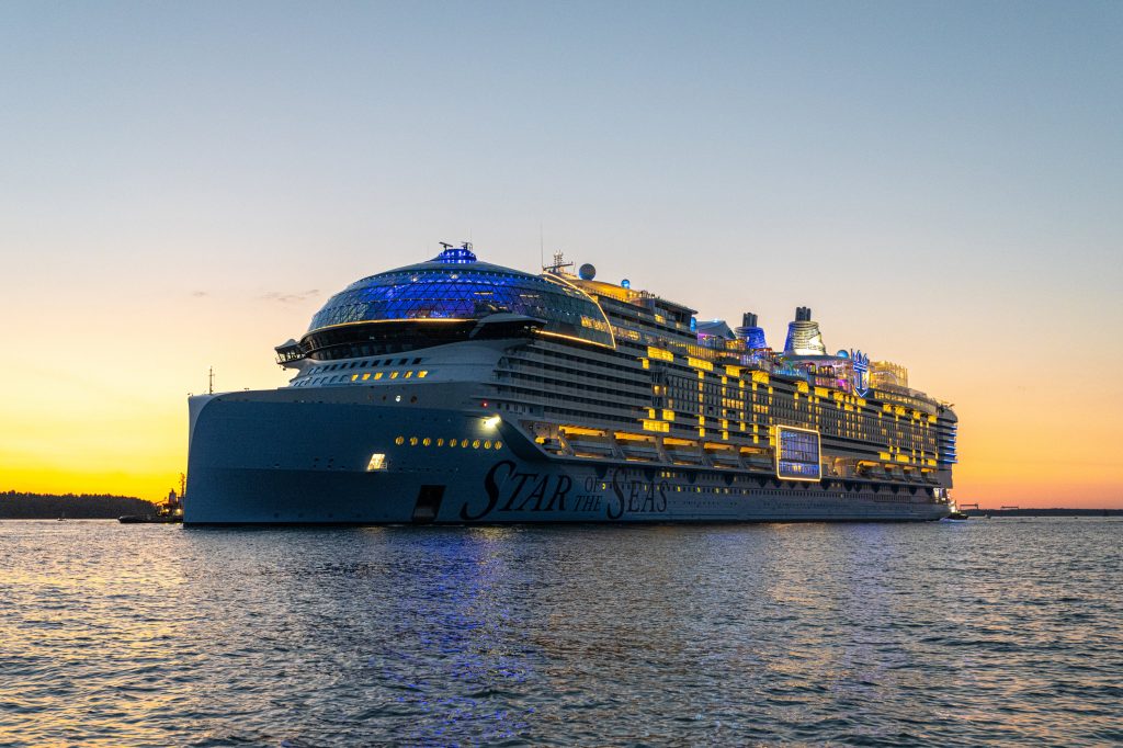 Samsung equipaggia la Star of the Seas con oltre 6.000 display professionali