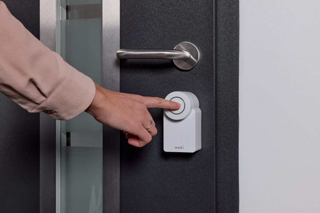 Nuki festeggia 10 anni con Smart Lock Pro e Smart Lock Go