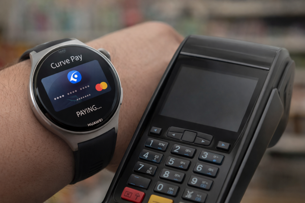 Curve Pay arriva sugli smartwatch Huawei