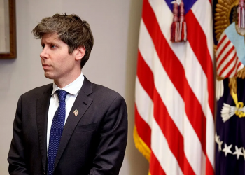 Sam Altman su Cina e AI: dubbi sui controlli all’export nella corsa alla supremazia