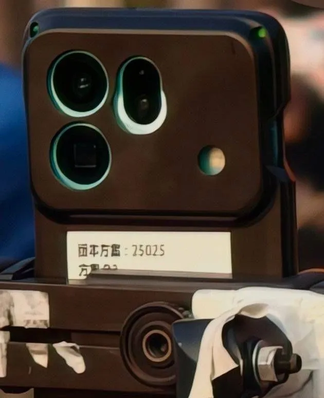 OPPO Find X9s: leak con immagini reali