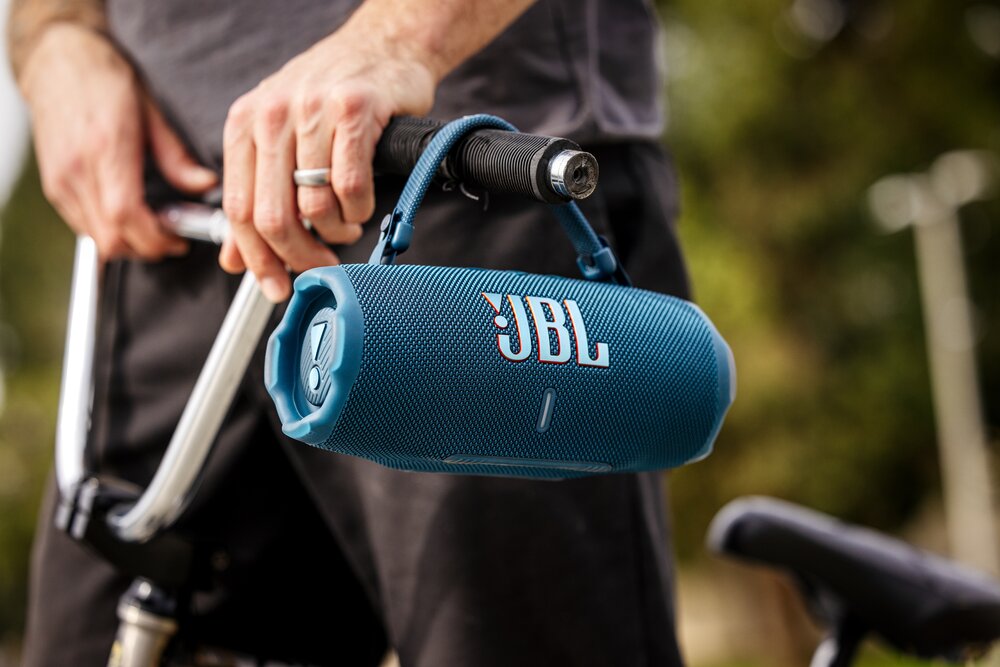 JBL estate 2025: design, tecnologia e musica ovunque