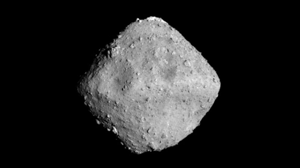 Ryugu e batteri mangia plastica: una settimana spaziale