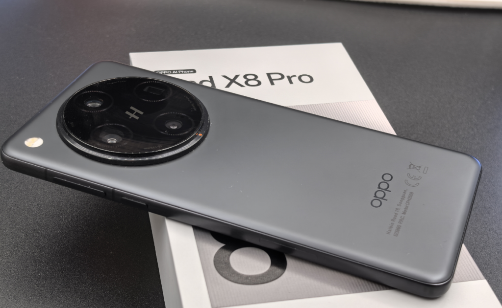 OPPO Find X8 Ultra: lancio confermato per aprile 2025