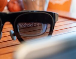 Galaxy Glasses: Samsung prepara controlli con Watch e Ring