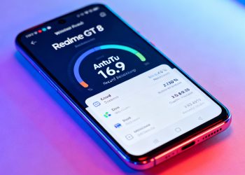 Realme GT 8 specifiche e record su AnTuTu