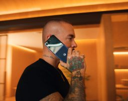 Motorola Jugamos: J Balvin chiama i tifosi