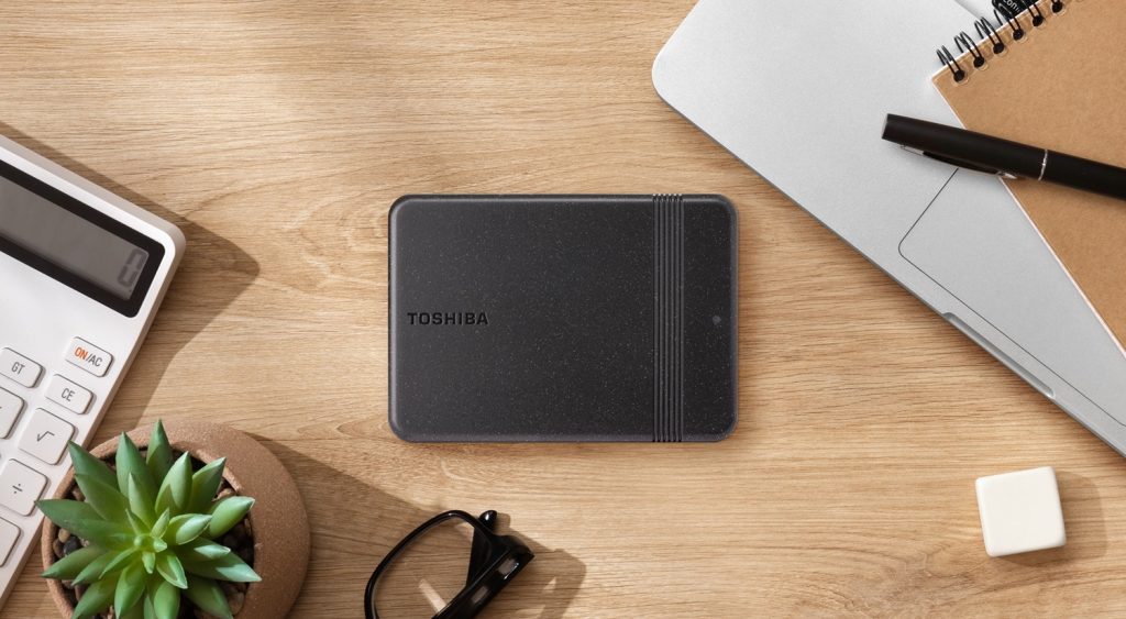 Toshiba Canvio Ready, nuovo design e 65% di materiale riciclato