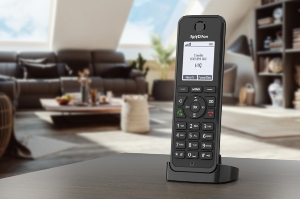 FRITZ!Fon M3: nuovo cordless DECT per casa e smart home