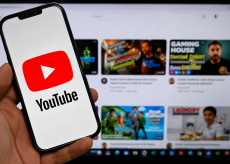 Miniature YouTube: arrivano upload per Shorts e AI