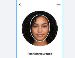 Facebook Verified usa il volto contro profili falsi e AI
