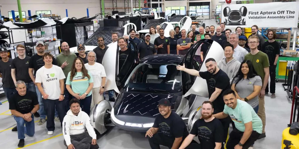 Aptera ha avviato la linea del suo solar EV