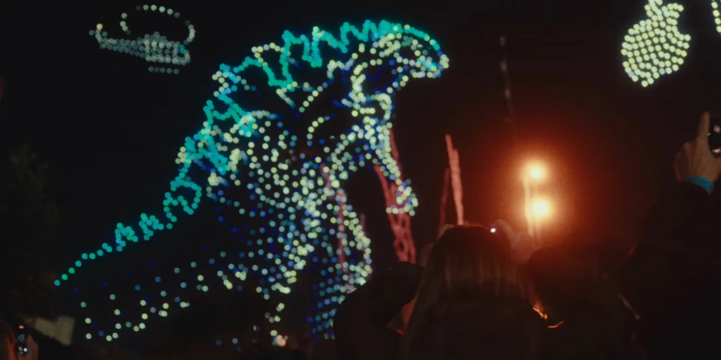 Apple TV record droni: show con Godzilla e Kong