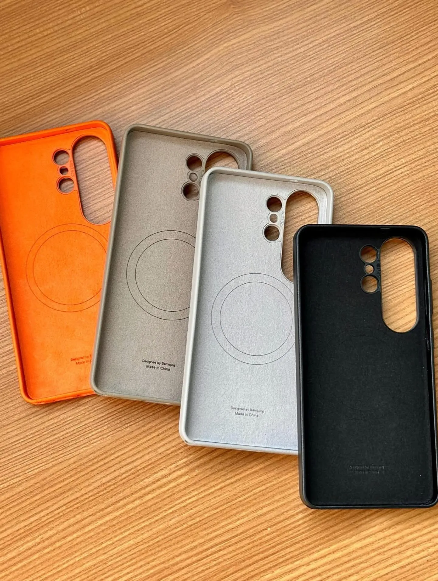 Galaxy S26 e Qi2: i primi leak su cover e ricarica