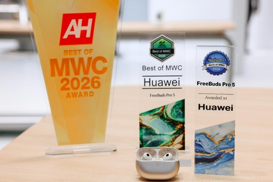 HUAWEI Watch GT Runner 2 e FreeBuds Pro 5 brillano
