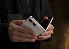 iPhone Fold prende vita in un video concept