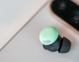 Google Pixel: controllo sul volume automatico in arrivo con Hearing Wellness