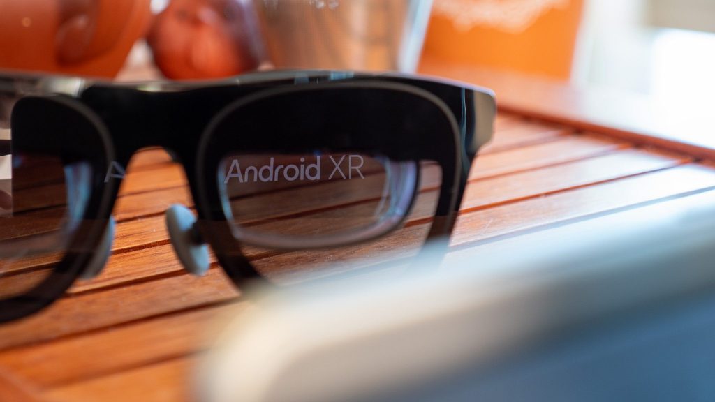 Galaxy Glasses: Samsung prepara controlli con Watch e Ring