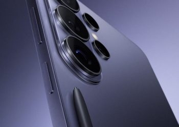 Samsung Galaxy S26 Ultra emerge nel poster ufficiale