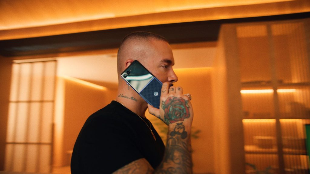 Motorola Jugamos: J Balvin chiama i tifosi