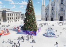 TCL Natale 2025 illumina Piazza Duomo