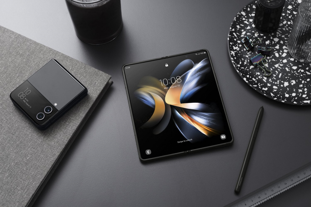 Foldable Samsung sotto pressione: Motorola e Google sfidano il colosso coreano