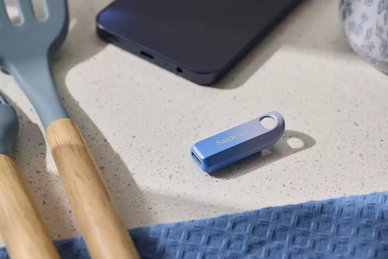 SanDisk Creator Flash Drive