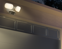 Reolink potenzia Elite Floodlight WiFi con AI Video Search e Perimeter Protection