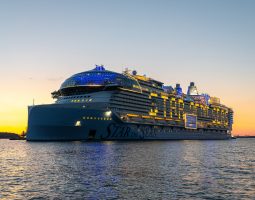 Samsung equipaggia la Star of the Seas con oltre 6.000 display professionali