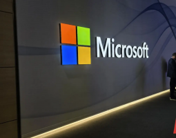 Microsoft e OpenAI: l’investimento pesa sui conti