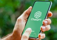 ChatGPT Mobile: nuova UI per gli allegati