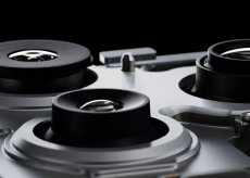 iPhone 18 Pro entra in produzione con camera a apertura variabile