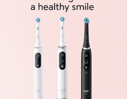 Oral-B celebra la Festa della Mamma con regali che fanno sorridere