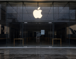 Chiusi 3 Apple Store negli USA: cosa succede?