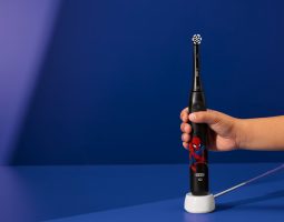 Oral-B iO Kids rende più divertente il ritorno a scuola